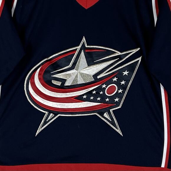 NHL Columbus Blue Jackets Jersey Men's Small Blue Hockey Team Game Shirt Logo - Picture 2 of 10